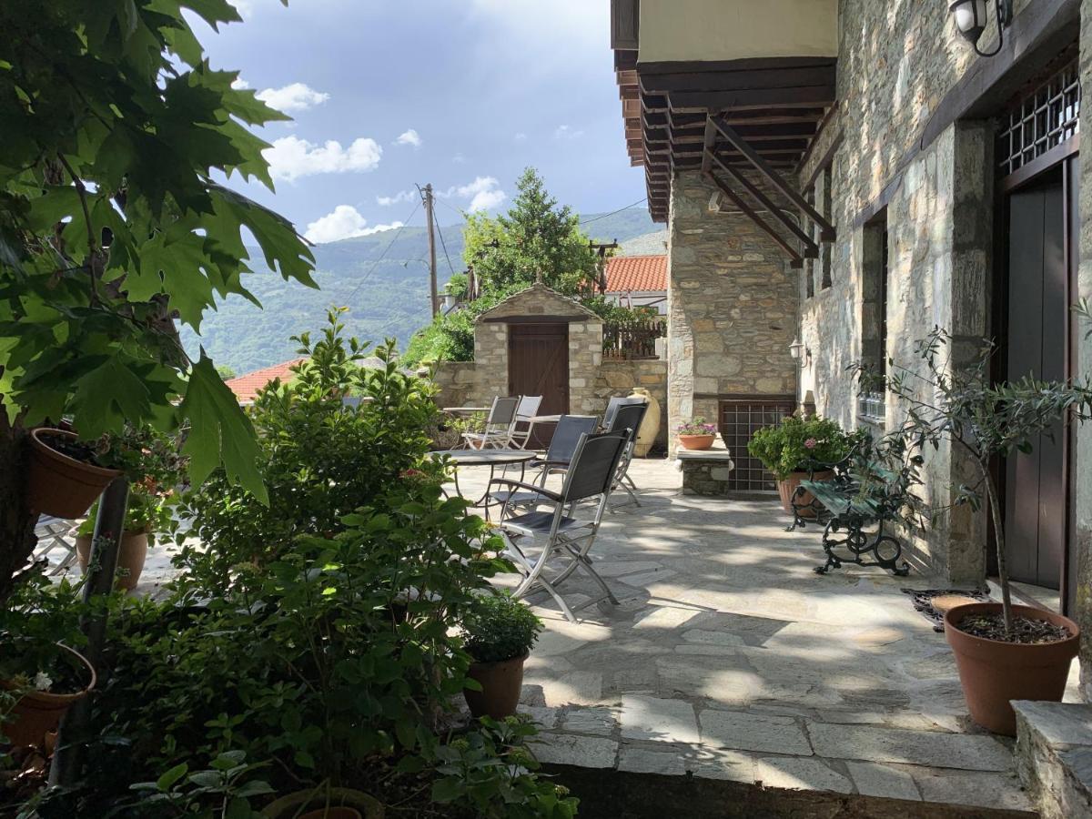 Palio Eleotrivio Guesthouse Agios Lavrentios Esterno foto